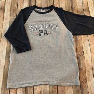 Philadelphia Pennsylvania mens 3/4 length sleeve graphic tee shirt | size XL